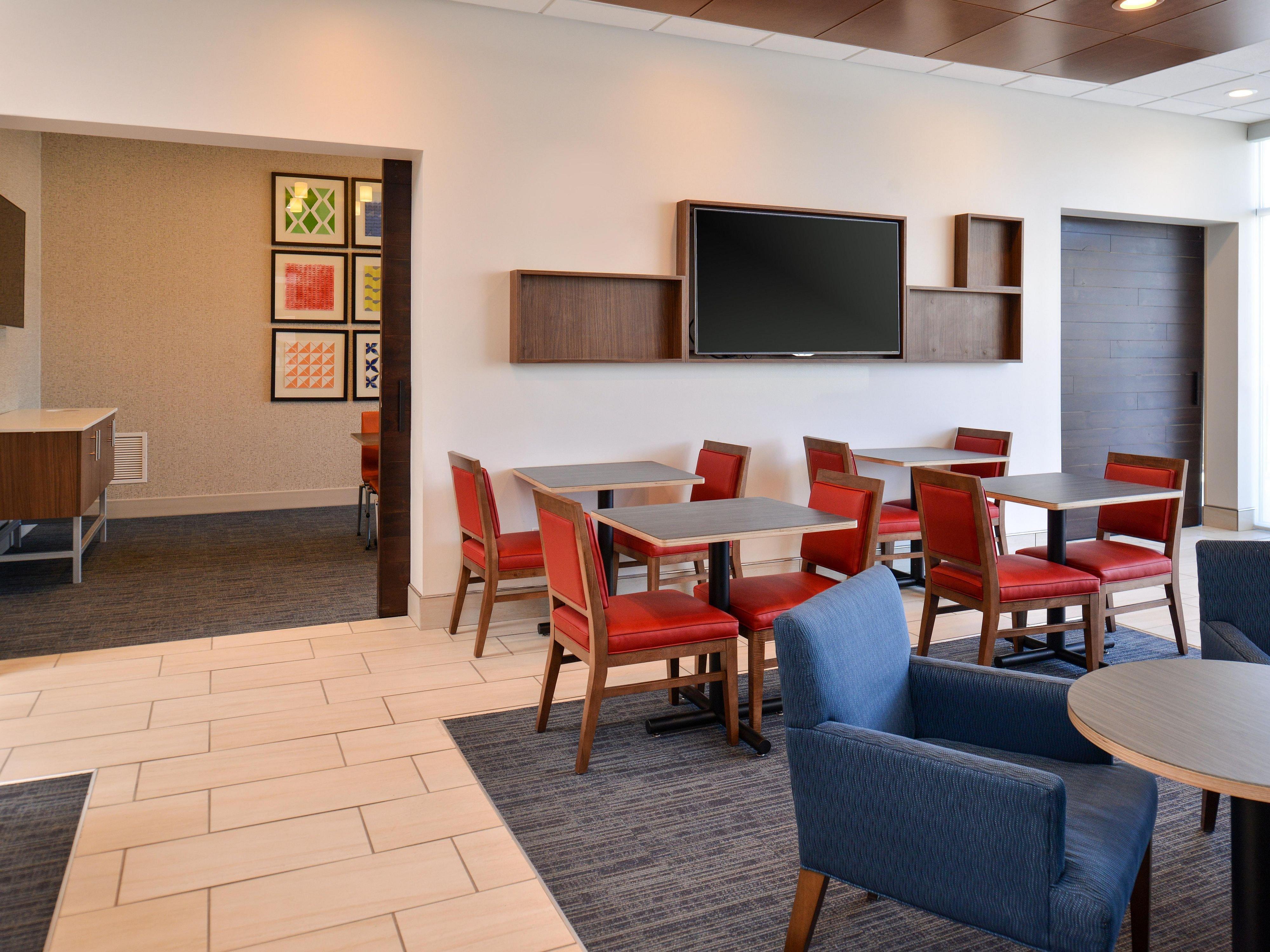 Holiday Inn Express & Suites - Brighton South - Us 23 By Ihg Exterior foto